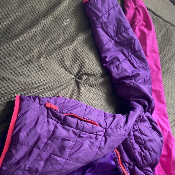 Pink and purple North face coat two pieces zip up with zipper pockets - Picture 12 of 16